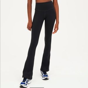 COPY - RAQUEL HIGH WAIST CROP FLARE